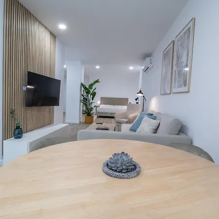 Cid 90 Flat By Concept Apartment *