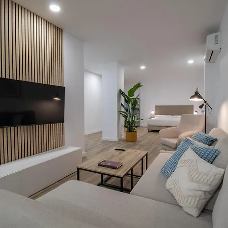 Cid 90 Flat By Concept Apartman Valencia